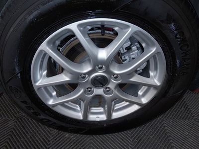 2024 Chrysler Pacifica — photo 10 view