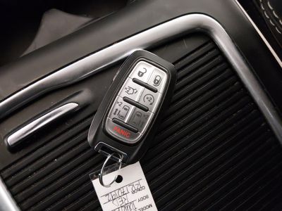 2024 Chrysler Pacifica — photo 15 view