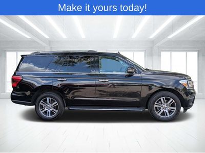 2022 Ford Expedition - Photo 2