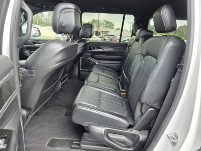 2022 Jeep Wagoneer - Photo 18