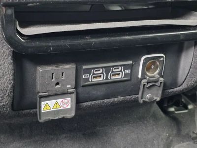 2022 Jeep Wagoneer - Photo 21