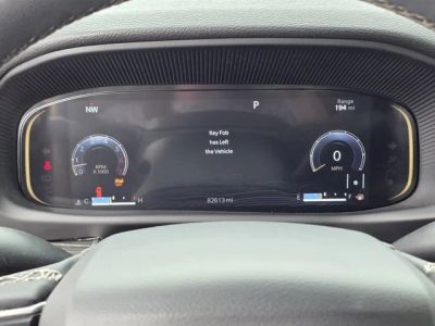 2022 Jeep Wagoneer - Photo 12
