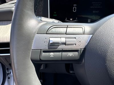 2025 Hyundai Sonata Hybrid — photo 16 view