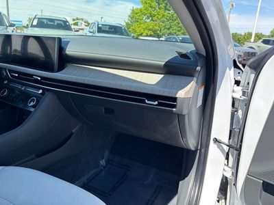 2025 Hyundai Sonata Hybrid — photo 34 view