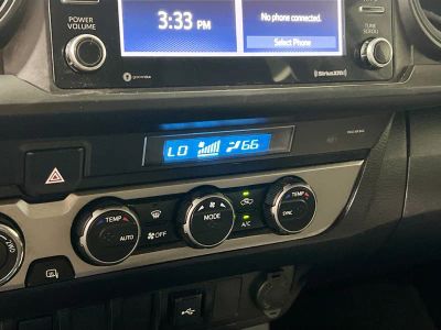 2021 Toyota Tacoma — photo 18 view