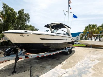 2025 Sea Ray ECT 6.2L MPI DTS BR4 - Photo 1