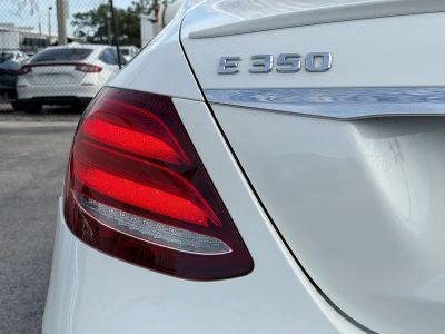 2020 Mercedes-Benz E-Class — photo 10 view