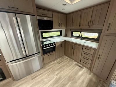 2024 KZ Durango Half-Ton - Photo 8