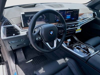 2026 BMW X5 — photo 7 view