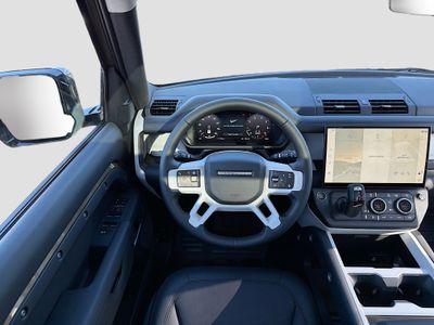 2026 Land Rover Defender 130 - Photo 16
