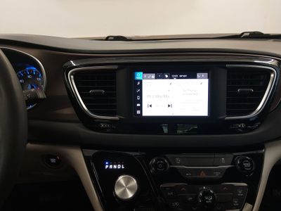 2023 Chrysler Voyager - Photo 21