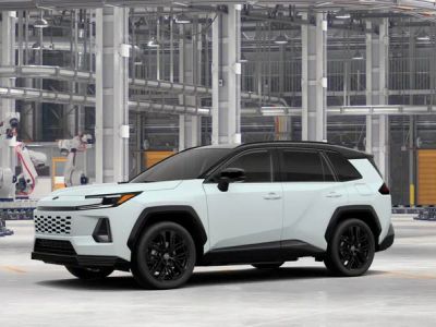 2026 Toyota RAV4 - Photo 4