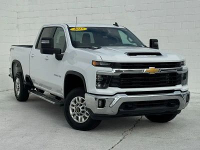 2025 Chevrolet Silverado 2500 HD - Photo 2