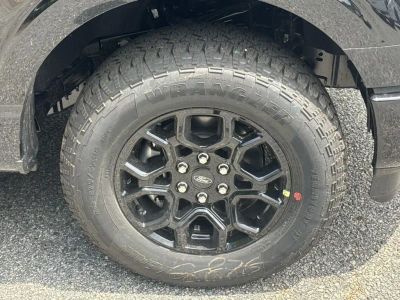 2026 Ford F-150 — photo 11 view