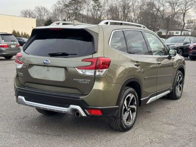 2022 Subaru Forester — detail view
