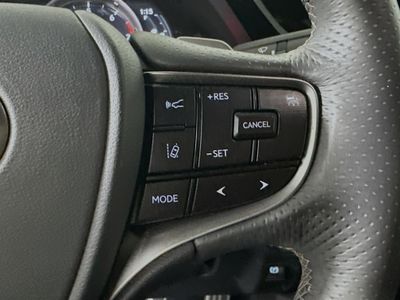 2024 Lexus ES - Photo 17
