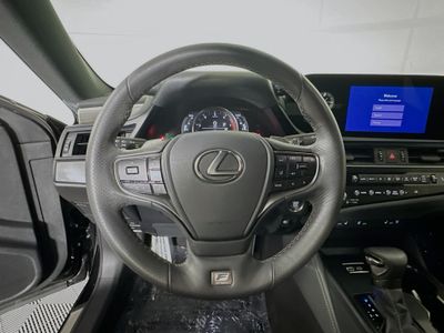 2024 Lexus ES - Photo 15