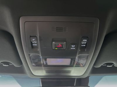 2024 Lexus ES - Photo 18