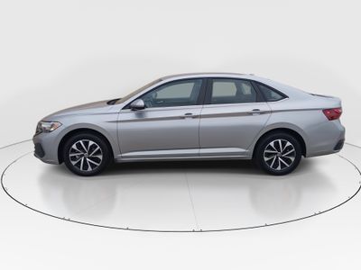 2024 Volkswagen Jetta - Photo 4