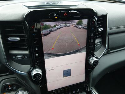 2025 Ram 1500 — photo 17 view
