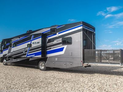 2026 Thor Motor Coach Outlaw Wild West Edition - Photo 2