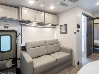 2026 Thor Motor Coach Outlaw Wild West Edition - Photo 8