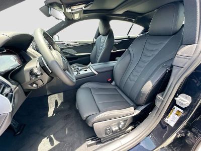 2026 BMW 8 Series — photo 15 view