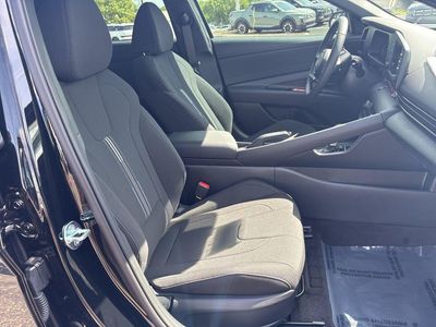 2026 Hyundai Elantra — photo 39 view