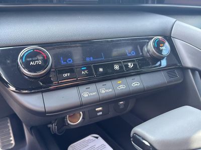 2026 Hyundai Elantra — photo 34 view