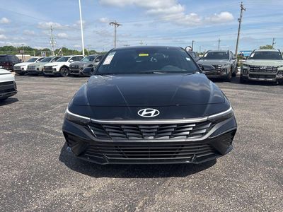 2026 Hyundai Elantra — photo 22 view