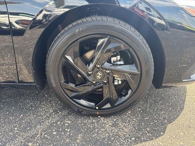 2026 Hyundai Elantra — photo 24 view