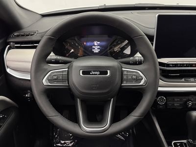 2025 Jeep Compass - Photo 23