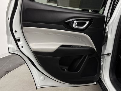 2025 Jeep Compass - Photo 22