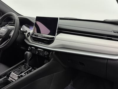 2025 Jeep Compass - Photo 31