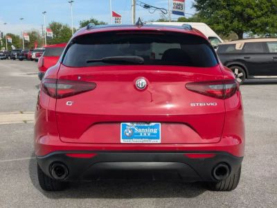 2023 Alfa Romeo Stelvio - Photo 4