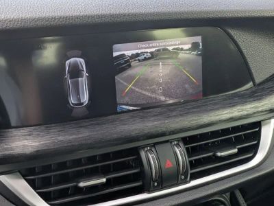 2023 Alfa Romeo Stelvio - Photo 20