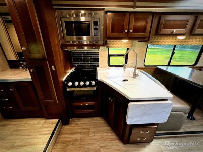2019 Forest River Sunseeker — photo 11 view
