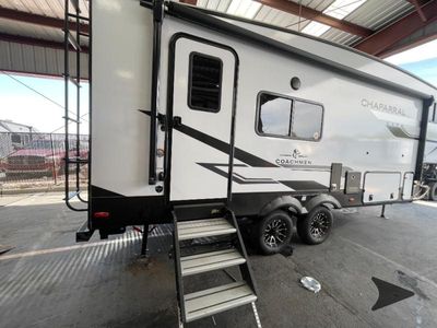 2025 Coachmen RV Chaparral Lite - Photo 7