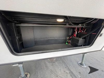 2025 Coachmen RV Chaparral Lite - Photo 14