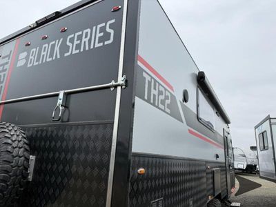 2025 BLACK SERIES Black Series Camper — detail view