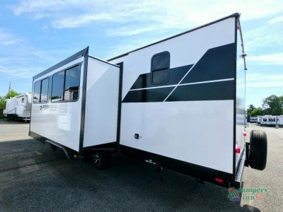 2027 Venture RV Campbound Platinum — detail view