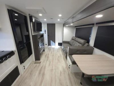 2027 Venture RV Campbound Platinum — photo 35 view