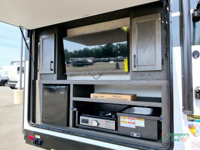 2027 Venture RV Campbound Platinum — photo 9 view