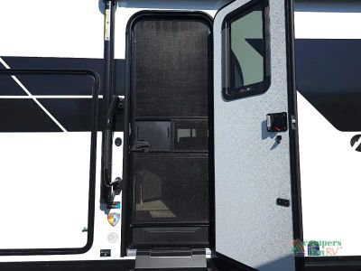 2027 Venture RV Campbound Platinum — photo 30 view