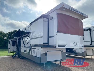 2025 Forest River RV Wildwood Heritage Glen - Photo 1