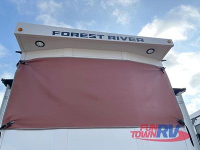 2025 Forest River RV Wildwood Heritage Glen - Photo 5