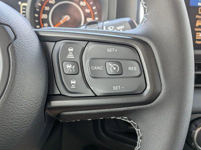 2026 Jeep Wrangler — photo 30 view