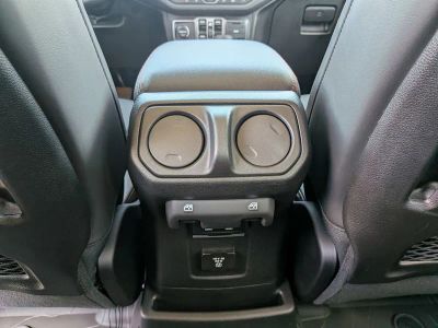 2026 Jeep Wrangler — photo 15 view