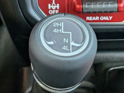 2026 Jeep Wrangler — photo 25 view