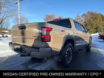 2023 Nissan Frontier PRO-4X — photo 11 view